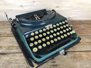 1930s Remington Portable Typewriter Green Enamel w/Case Working - Picture 1 of 21