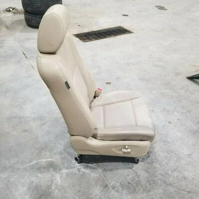 2006 - 2014 Subaru Tribeca Front Passenger Seat (Beige) - Image 1 of 4