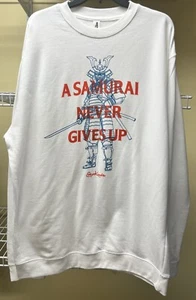 Felpa bianca manica lunga CoryxKenshin "A Samurai Never Gives Up" taglia 2XL nuova - Foto 1 di 12