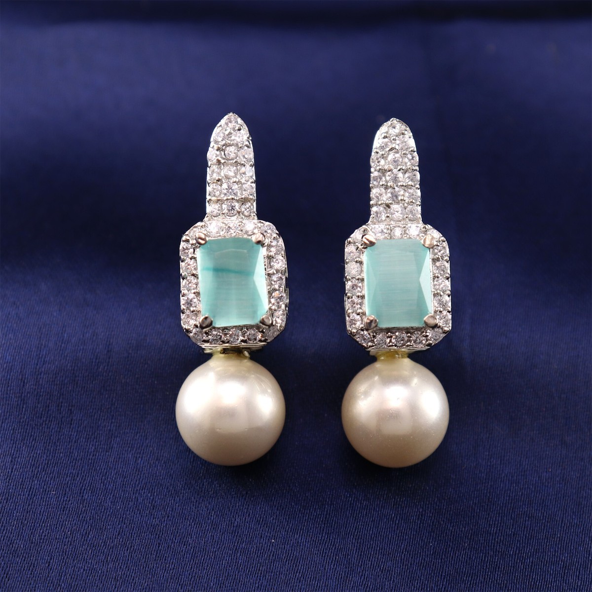 Eurobijoux Orecchini Pendenti N Perle Grigie E Cristallo | Olga Bijoux