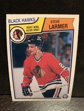 1983-1984 O-Pee-Chee STEVE LARMER ROOKIE hockey card #105 CHICAGO BLACKHAWKS NM