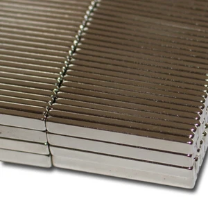 50 IMANES DE AFINACIÓN QUADER DE NEODIMIO 35x4x2mm N48 BLOQUE DE POTENCIA RC SLOTCAR CARRERAS 2,4KG - Imagen 1 de 2