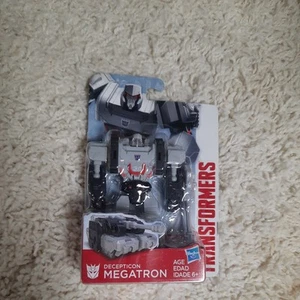 Transformers Megatron Decepticon 4" Figure Hasbro 2017 Open Box New T5 - Picture 1 of 1