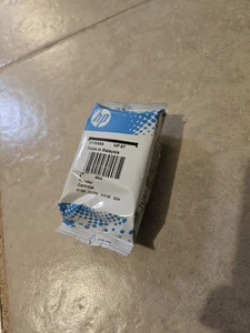 HP 67 Original Ink Cartridge, Tri-Color - Picture 1 of 4
