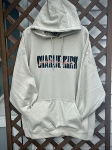Felpa con cappuccio Charlie Kirk 2xl Justice per Charlie Kirk - Foto 1 di 1
