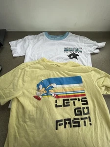 Boys Sonic T-shirt 5t Lot of 2 - Picture 1 of 4