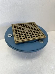 Zurn Gusseisen Bodenablaufkörper mit ZLC Messing 5" quadratische Abdeckung - Bild 1 von 10