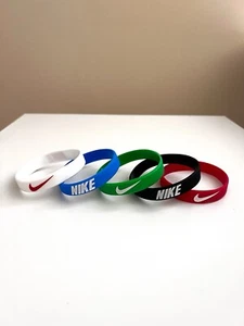 5 Pack of Nike Silicone Wristband Bracelets - Picture 1 of 2