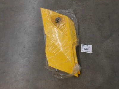 705006001 Can Am OEM amarillo panel lateral derecho NOS E5 Foto 1 de 4