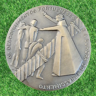 ART BRONZE MEDAL / VXIII EUROPEAN ART AND SCIENCE EXHIBITION - Image 1 of 2