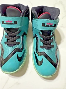 NIKE LEBRON SOUTH BEACH TD Miami Vice Child Size 10c 10 XI 11 Shoes Teal X - Picture 1 of 8