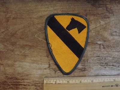 1st Cavalry Division Patch, Merrowed Edge - INV# C705 - Image 1 of 2