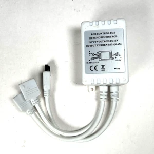Scatola di controllo RGB per ingresso remoto IR 12V corrente di uscita 12A (max) - Foto 1 di 4