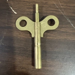 clock winding key, Seth Thomas size & Others, 13/4, Trade Marked, 5.0mm X 1.8mm - Picture 1 of 5