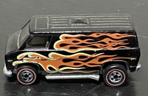 1974 Hot Wheels Redline Super Van Black with Flames - Picture 1 of 7
