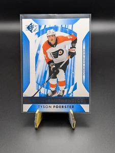 2023-24 Upper Deck SP Tyson Foerster #104 Rookie Authentics Blue RC - Bild 1 von 2