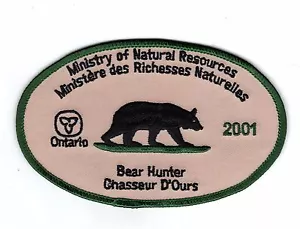 2001 PARCHE DE CAZADOR DE OSOS MNR ONTARIO-MICHIGAN DNR CIERVO-ALCE-CRESTA-INSIGNIA-PEZ - Imagen 1 de 1