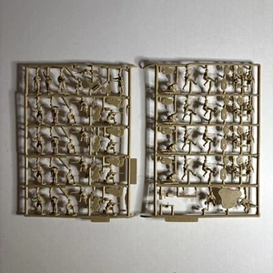 Revell # 02510 WWII Soviet Infantry 1/72 Scale Model Figure Kit Set - Picture 1 of 5