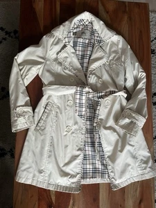 Beiger Trenchcoat von Burberry in Gr. S-M - Bild 1 von 8