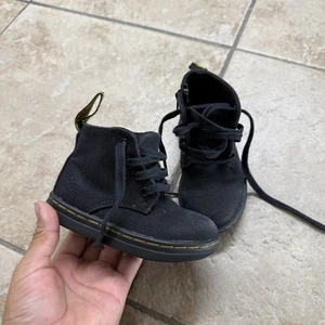 Dr. Martens Black Size 5 US Baby - Picture 1 of 13