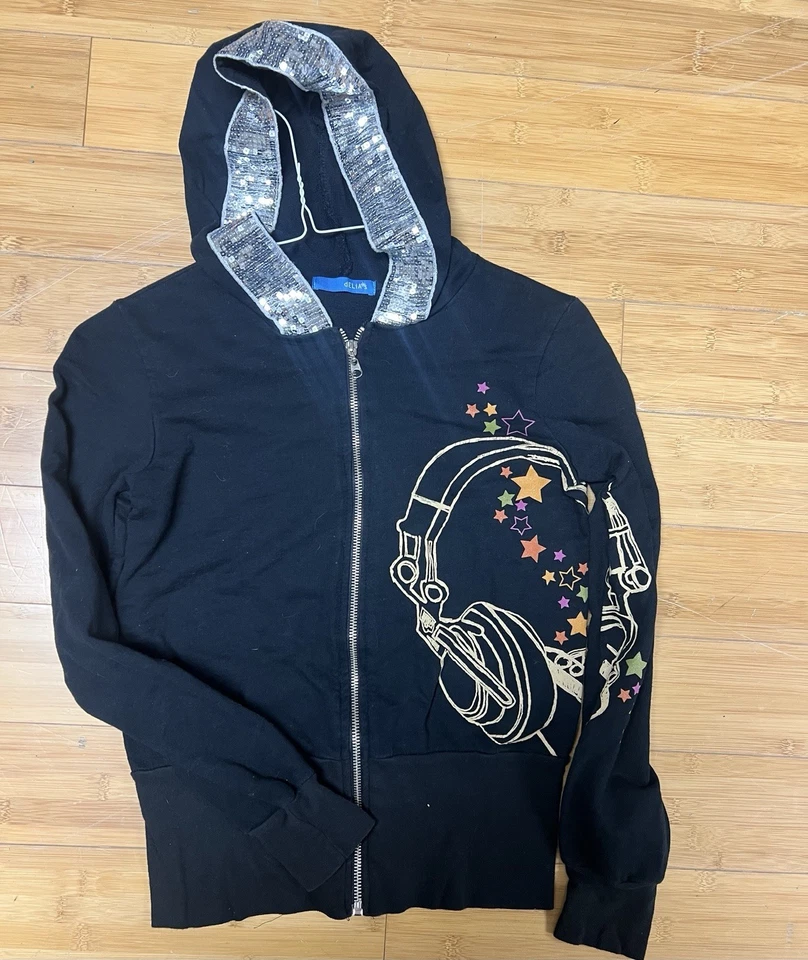 Y2K Delias黑色拉链连帽衫带耳机图形和亮片连帽衬里 — 第 1/3 张图片