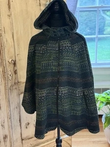 Wildflower Aztec pattern cape/poncho with detachable wool. OSFM. Boho, western  - Picture 1 of 10