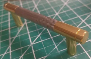 10 Stück Gold Nickel Schrankgriffe gerändelt 3 3/4" Loch Mitte Küche Kabine... - Bild 1 von 8