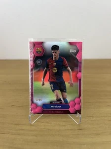 2024-25 Topps Fc Barcelona Fan Set Base Pau Víctor Rookie /99 - Zdjęcie 1 z 2