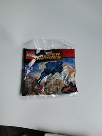 NEW Lego Marvel Super Heroes The Avengers Quinjet Age of Ultron 30304