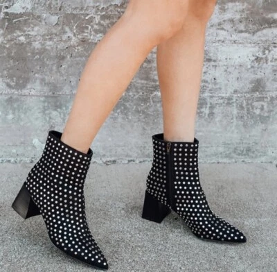 Botas de tornozelo pretas Steve Madden Elaria com tachas. Salto bloco feminino tamanho 6,5 - Imagem 1 de 4