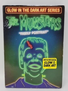 The Munsters: Family Portrait DVD Fullscreen 2018 Show New Factory Sealed GITD - Bild 1 von 7