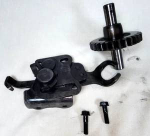 92-95 Honda Civic Manual Transmission Reverse Gear- Gear Selector D16Z6 VTEC - Picture 1 of 4