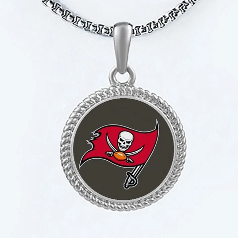 Tampa Bay Buccaneers Womens Mens Round Link Chain Pendant Necklace w Gift Pg D22 Cover