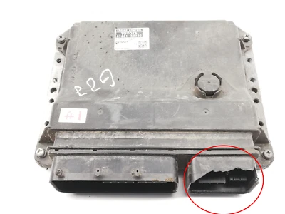 LEXUS Is II GSE2, ALE2, USE2 220d ALE20 Motore Unità Controllo 89661-53700 2007 - Immagine 1 di 4