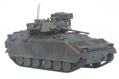 MTH 23-10001 Armor Series Army M2 Bradley IFV 1/48 Scale (NATO) NEW - Image 1 of 4