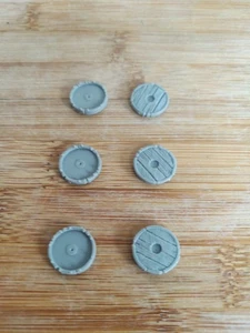 Orc Goblin P Fighter Warrior Shields x6 Shield Bits Parts 90s GW Warhammer - Picture 1 of 10
