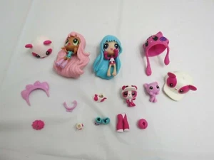 KAWAII CRUSH KONVOLUT 2 PUPPEN 2 TIERE KLEIDUNG ZUBEHÖR - Bild 1 von 3