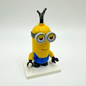LEGO NEW Minion Kevin Eyelids Minifigure from 75551 mnn003 Minions Despicable Me - Picture 1 of 2