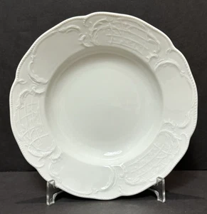 Rosenthal - Continental Sanssouci weiß großer Rand Suppe 9 3/8" - Bild 1 von 4