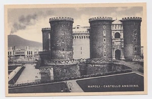 CA NA 57 Napoli Castello Angioino non viaggiata - Picture 1 of 1