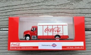 ATLAS 1/87 HO COCA-COLA BEVERAGE DELIVERY TRUCK WITH DISPLAY CASE # 30000108 F/S - Picture 1 of 9