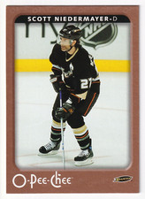 2006/07 O-PEE-CHEE HOCKEY- SCOTT NIEDERMAYER NO. 7 ANAHEIM DUCKS CAPTAIN! 🔥