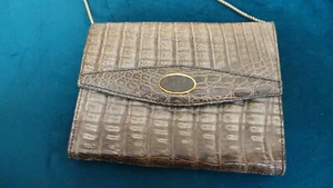 VINTAGE MIDCENTURY DAMENHANDTASCHE KLEINE CLUTCH KROKODILLOOK HELLBRAUN GUT! - Bild 1 von 5