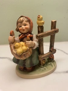 Statuetta vintage M.J. Hummel ""Chicken-Licken - Foto 1 di 7
