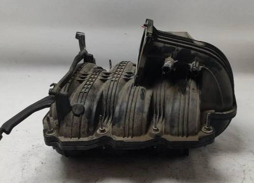 2004-2006 Jeep liberty Intake Manifold OEM - Image 1 of 2