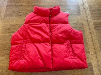 Old Navy Red X-LARGE Women's Water Resistant Puffer Vest Jacket NWT - Image 1 of 2