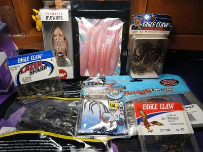 Lot Of 8 Bass Lure Assortment And Hook Assortment  - Image 1 of 4