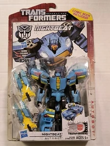 Transformers Generations: Thrilling 30 Deluxe Autobot Nightbeat 2014 NEW! MISC - Picture 1 of 2