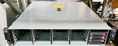 HP AJ941-63002 D2700 StorageWorks Drive Enclosure AJ941A 2xControllers 3x72GB - Image 1 of 4