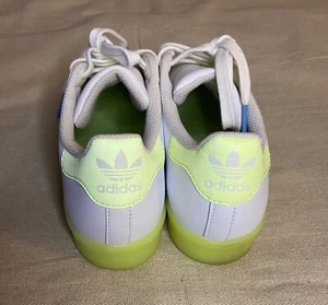 Adidas Superstar Schuh Sneaker Big Kids Gr. 4,5 weiß-neongelb-blau/grün NEU - Bild 1 von 12